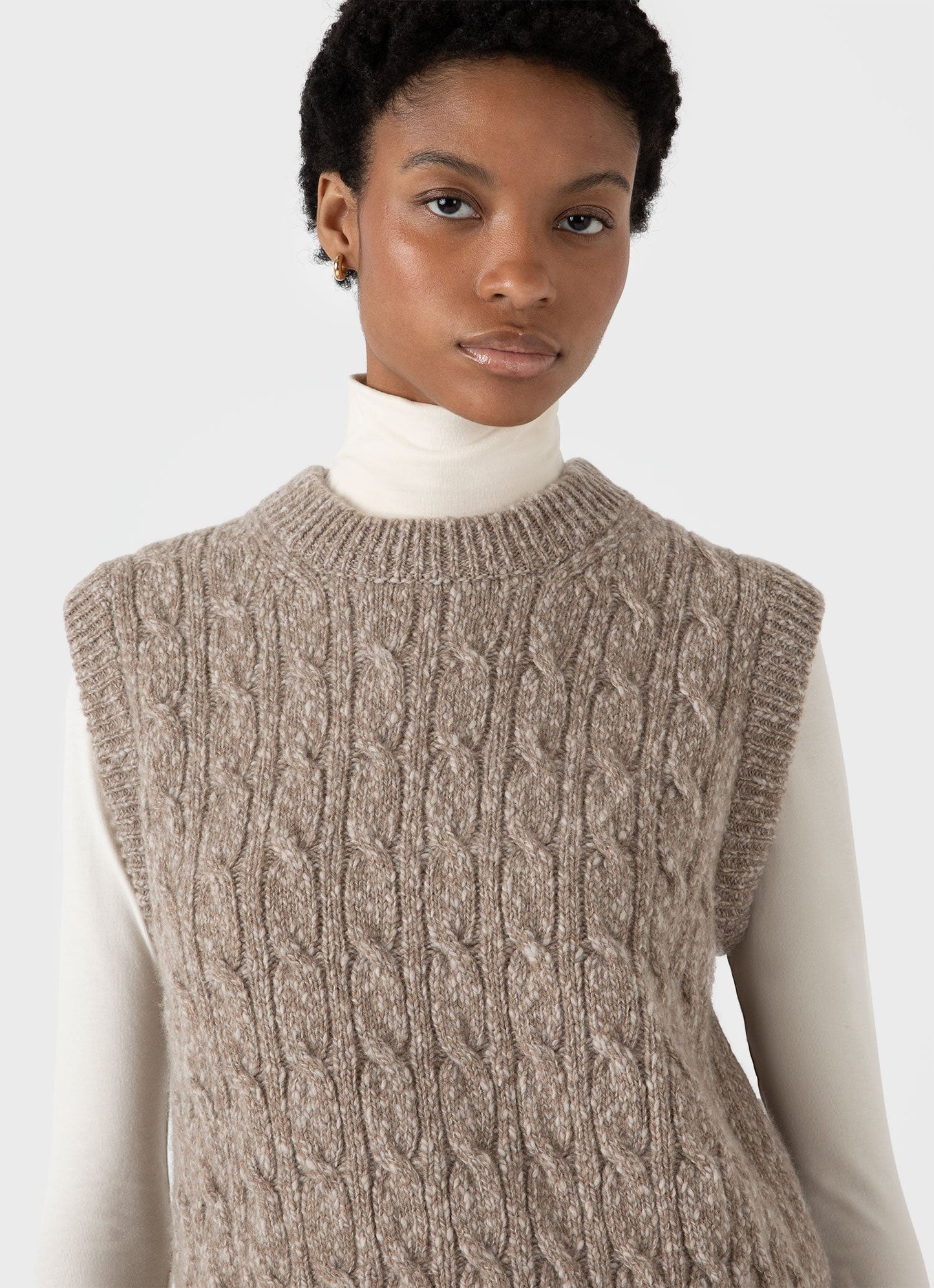 Womens Cable Knit Vest In Camel Twist Wtop8218 Brfh