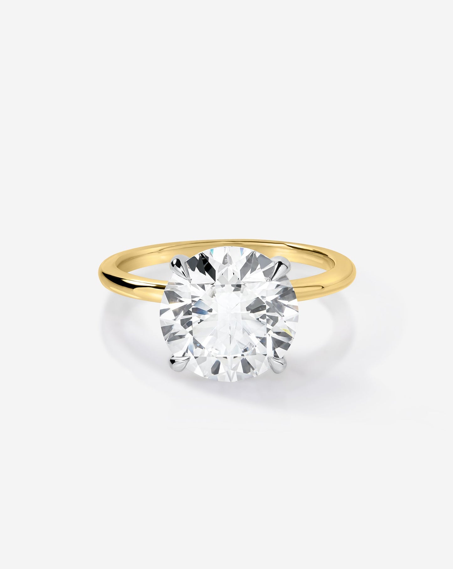 4.02 Round Lab Diamond in Whisper Thin® Embrace