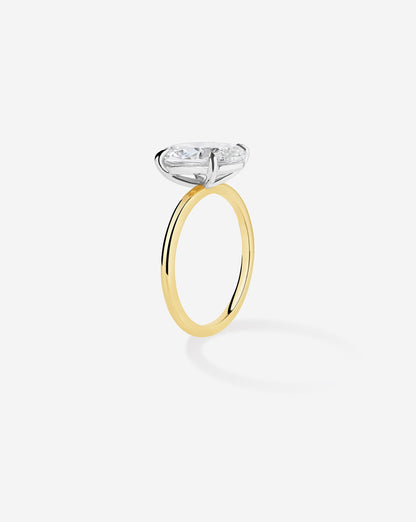 4.53 Oval Lab Diamond in Whisper Thin®