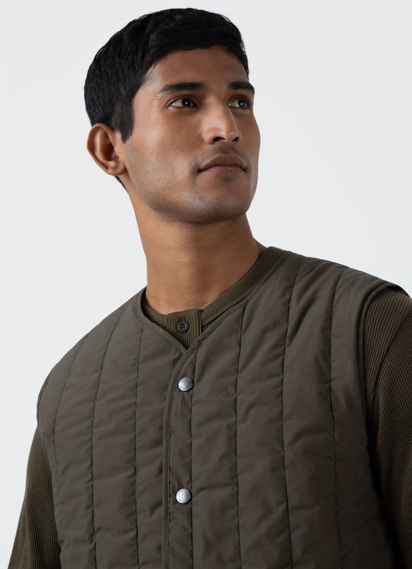 Mens Quilted Liner Gilet In Dark Olive Mjac7124 Gngw