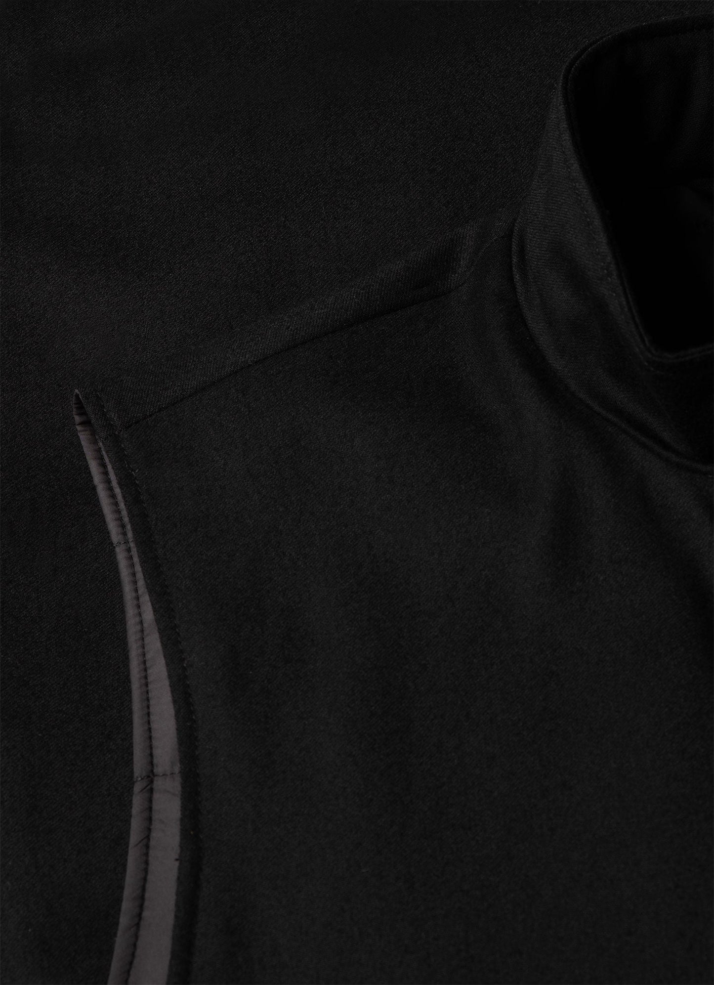 Mens Insulated Wool Gilet In Black Mjac7161 Bkaa