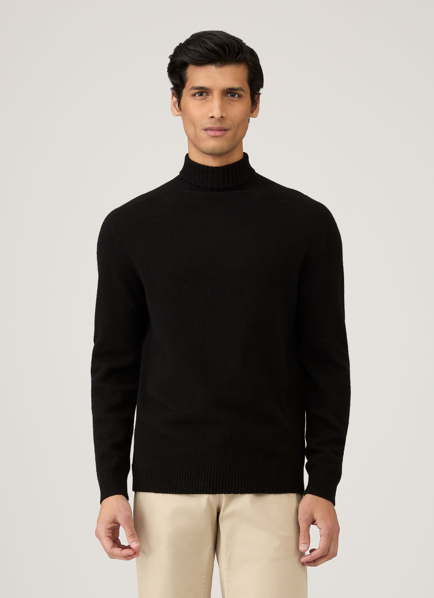 Mens Lambswool Roll Neck In Black Mjum8129 Bkaa