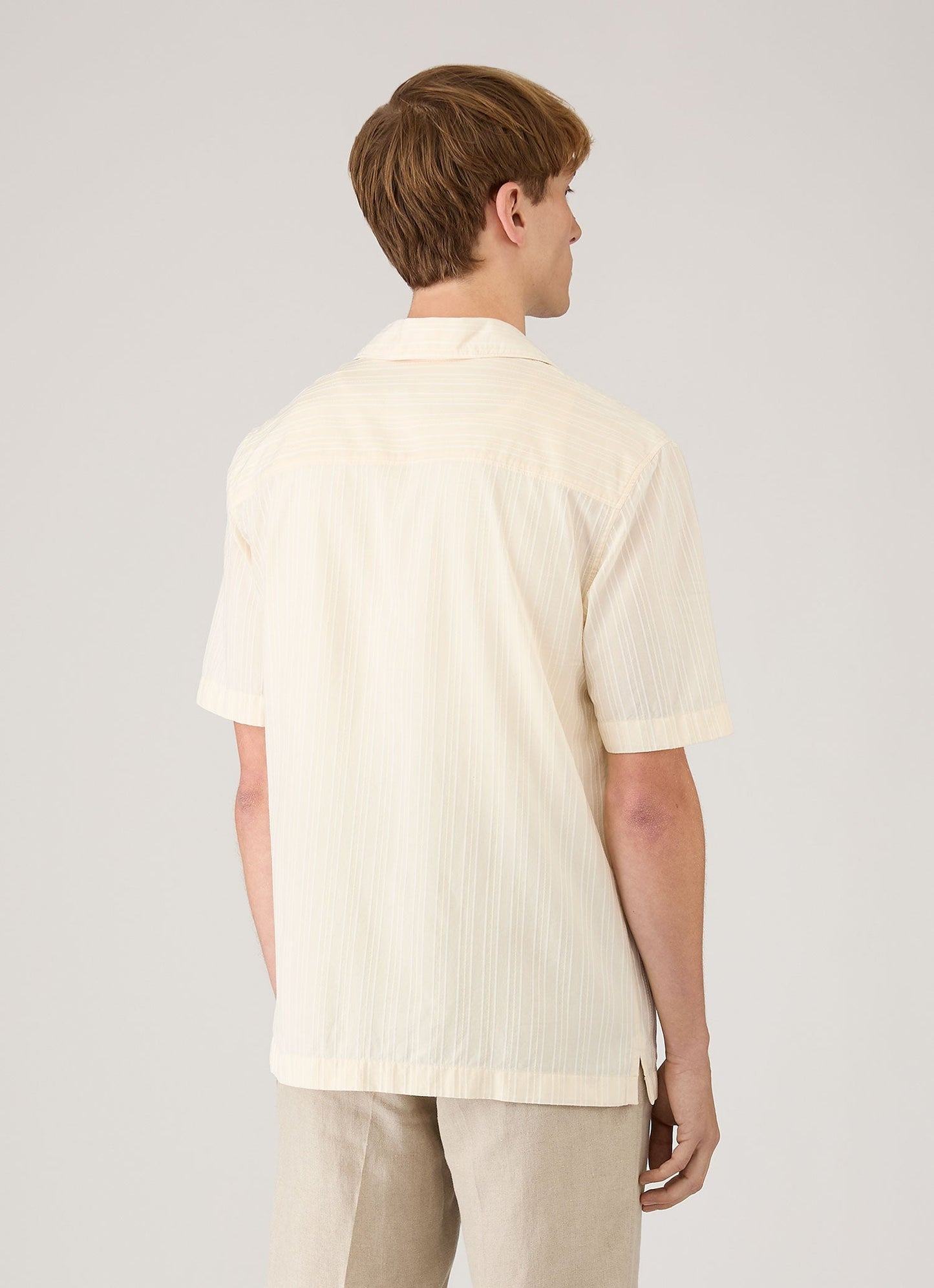 Mens Textured Stripe Camp Collar Shirt In Ecru Msht2151 Whcr