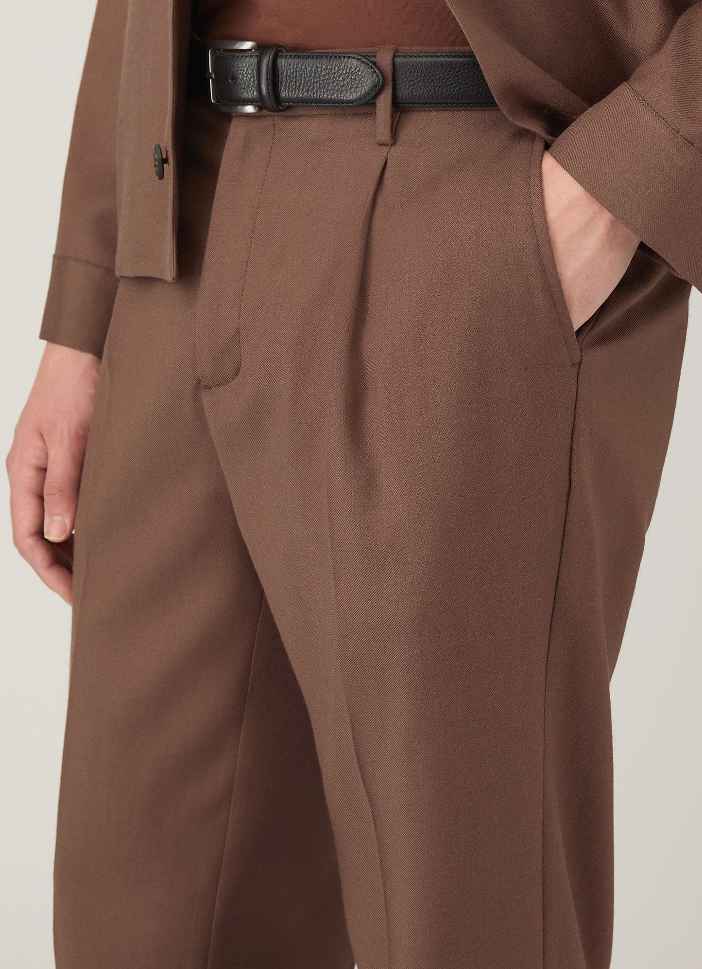 Mens Pleated Wool Twill Trouser In Light Brown Mtrs3122 Brdb