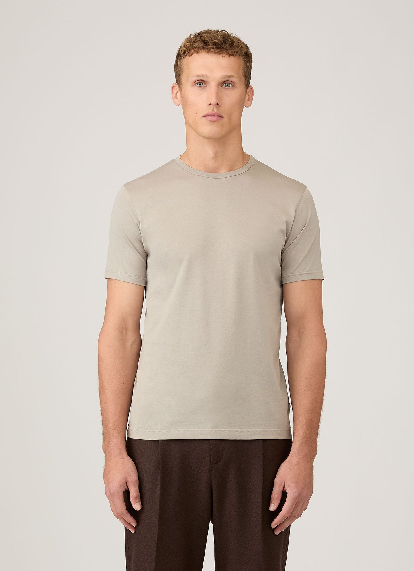 Mens Classic Tshirt In Fog Mtsh0001 Gyff