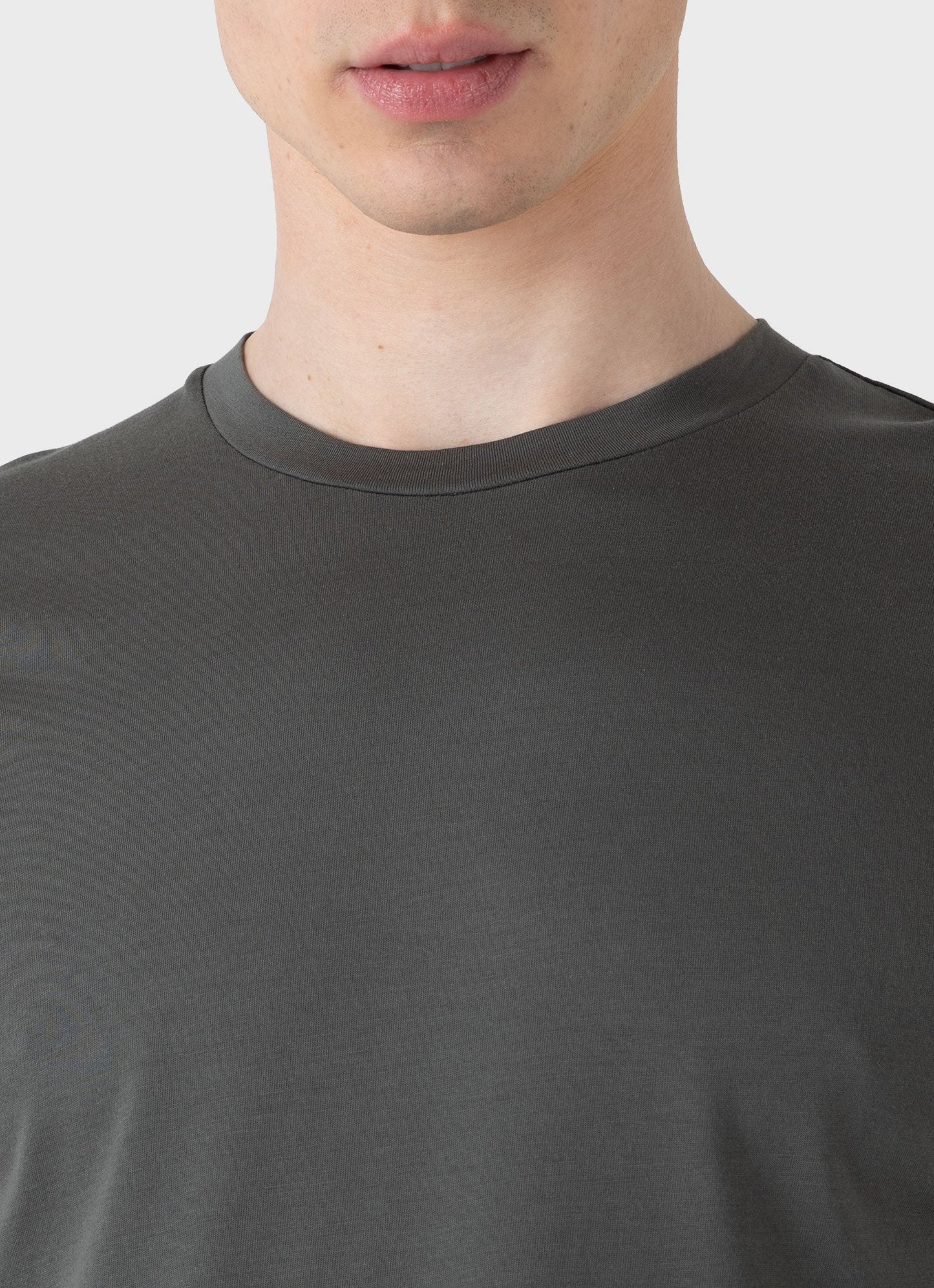 Mens Riviera Midweight Tshirt In Drill Green Mtsh0007S Gnhv