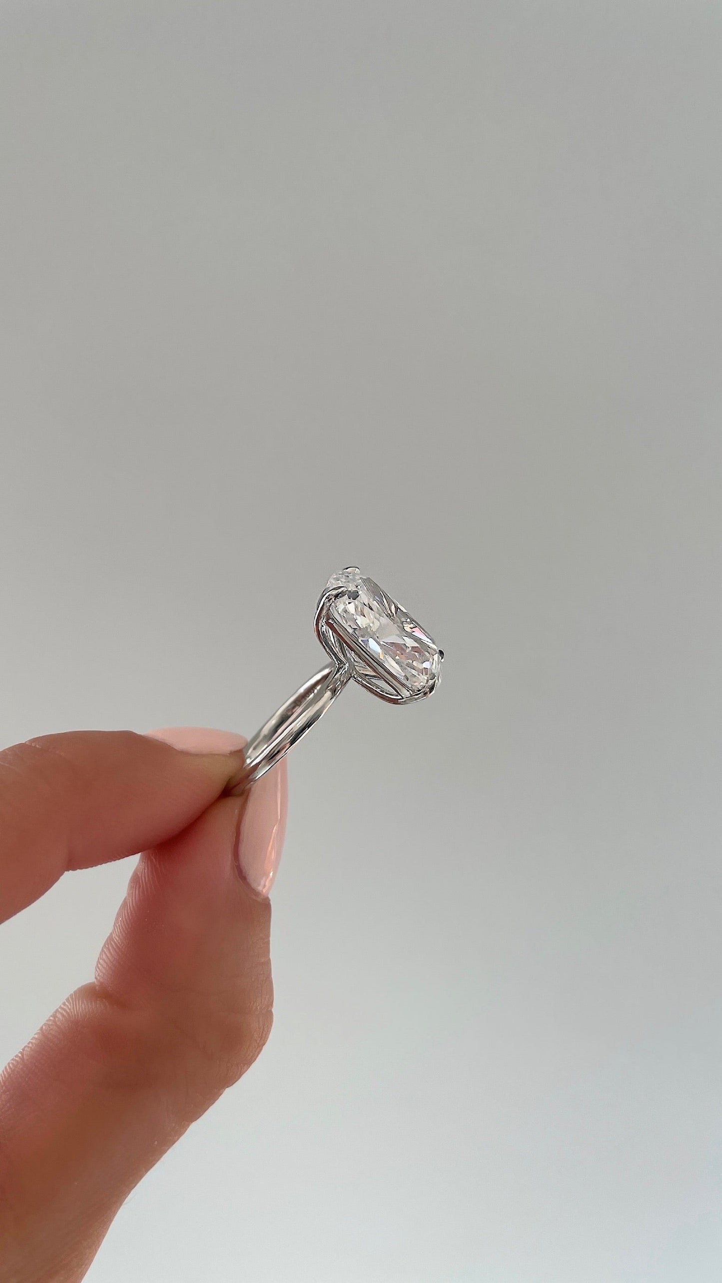 10.01 Cushion Natural Diamond in Cloud Solitaire