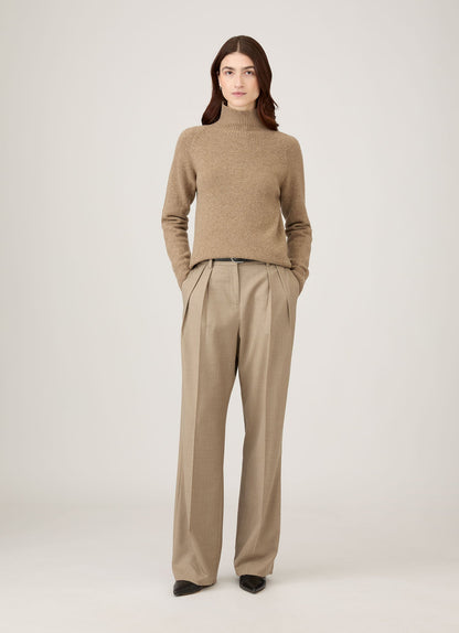 Womens Lambswool Funnel Neck Jumper In Mink Wjum8052 Brgb